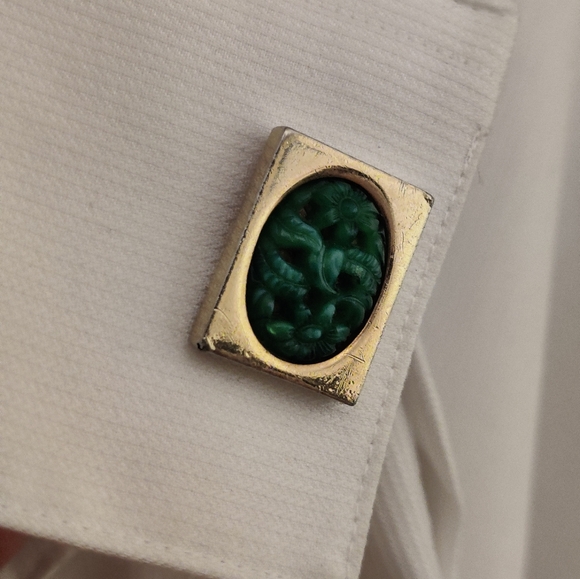 Vintage Faux Jade Cufflinks - Picture 8 of 8